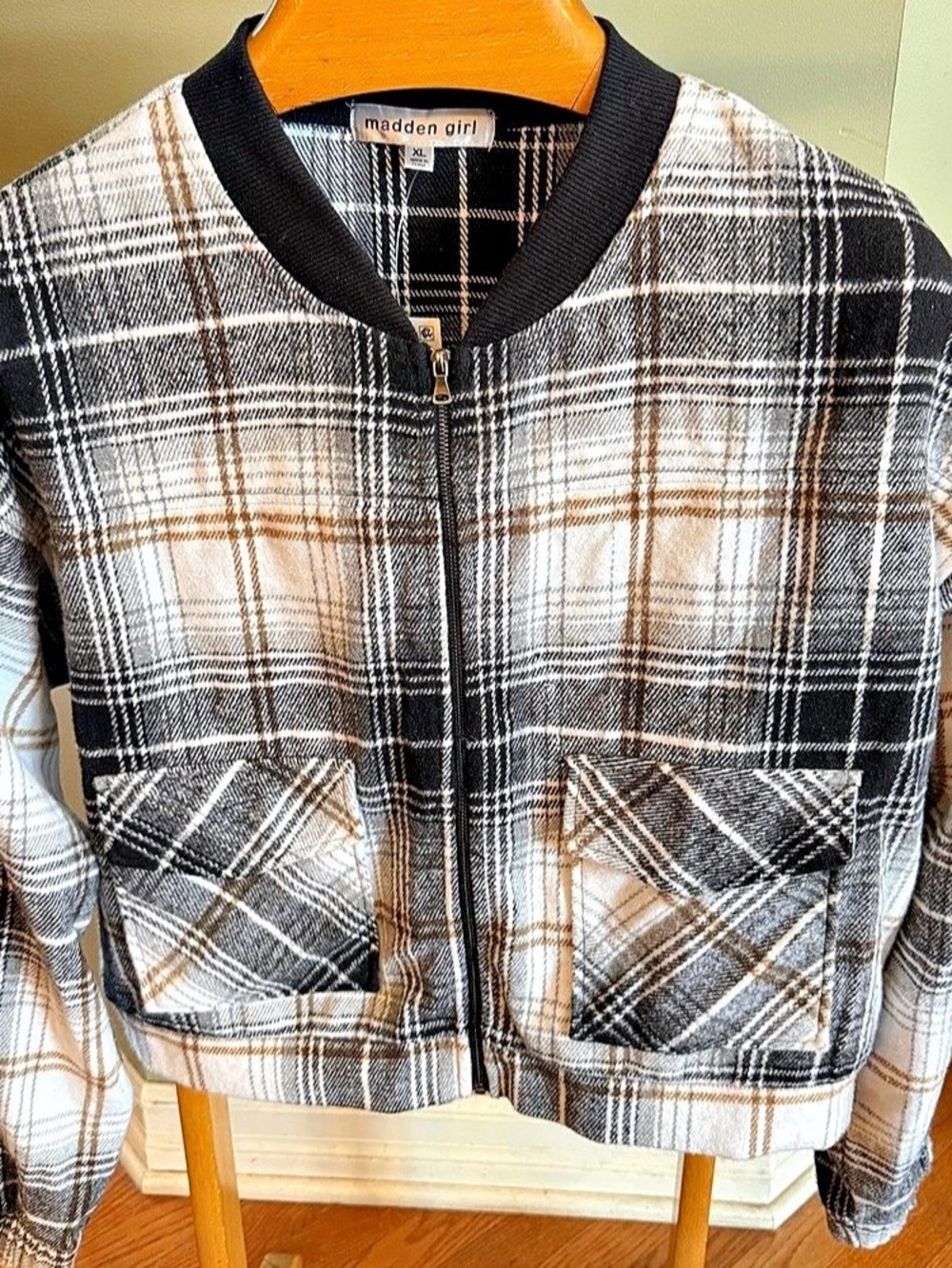 NWT Madden Girl Plaid Cropped Bomber Jacket Black Combo XL